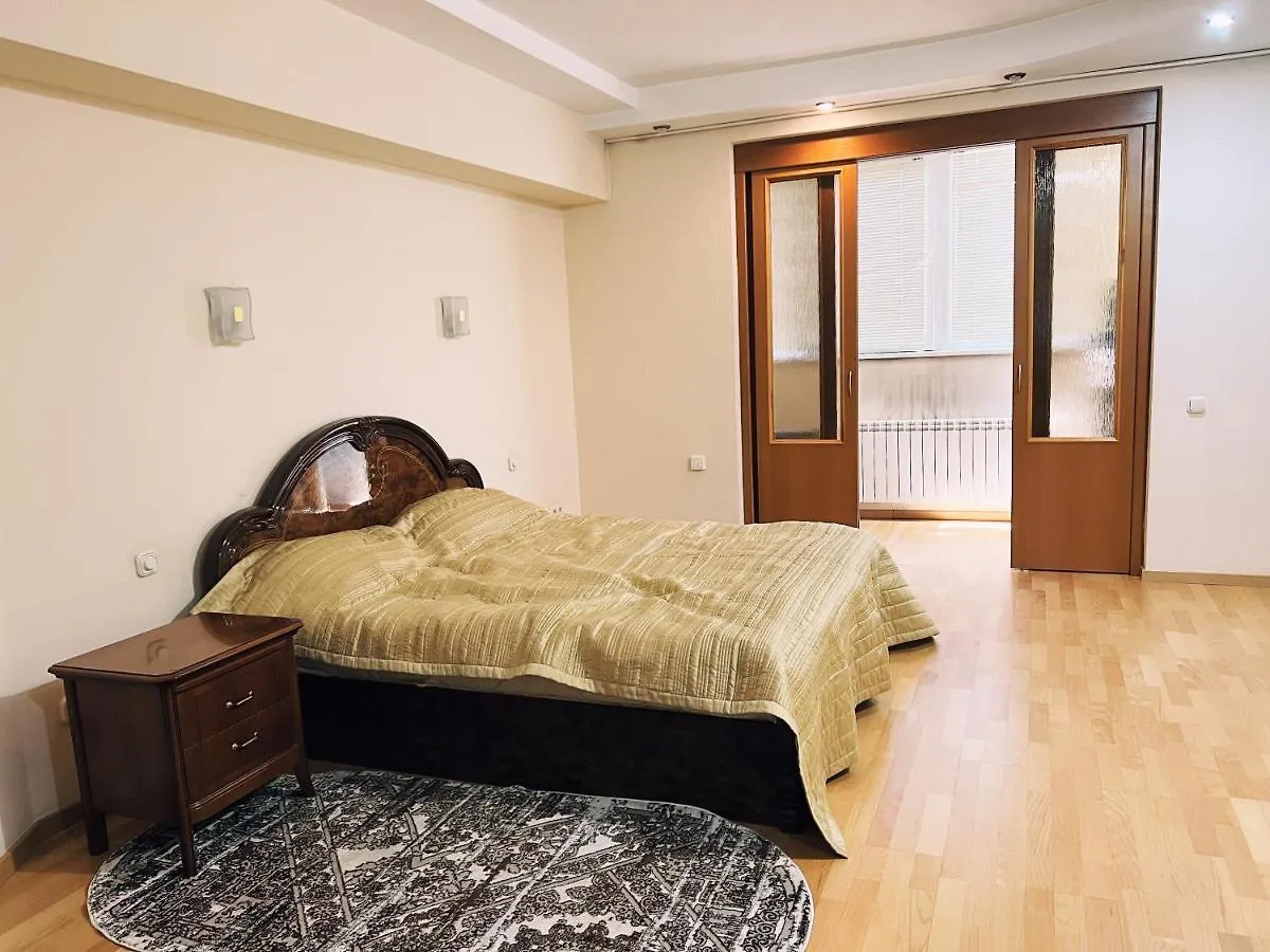 Appartamento Large Cozy Appartment In The Heart Of City Center Almaty Kazakistan